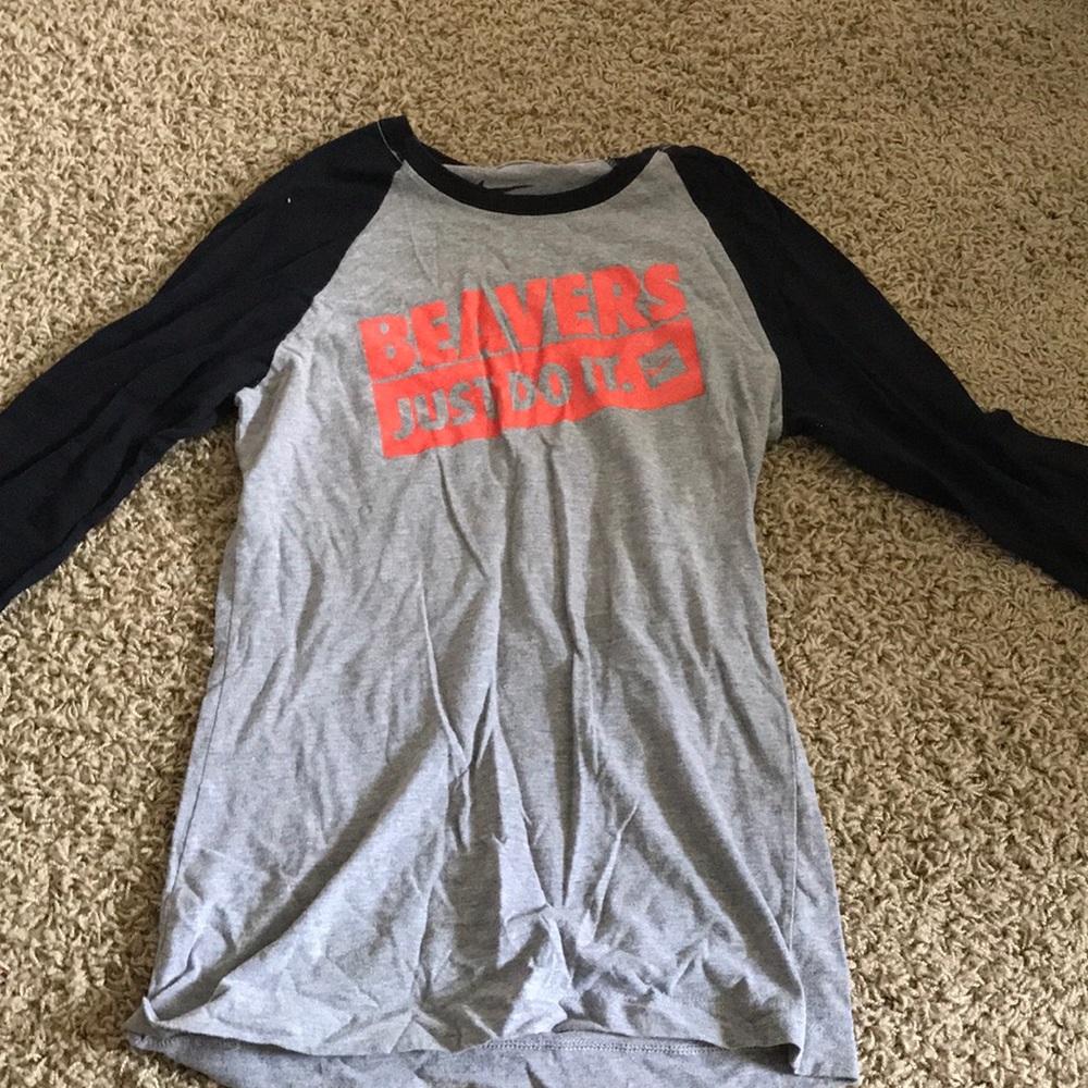 Baseball tee